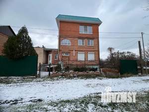 Дом 340м², 3-этажный, участок 6 сот.  