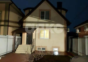 Дом 148м&sup2;, 3-этажный, участок 3 сот.  