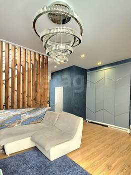 Дом 300м&sup2;, 2-этажный, участок 6 сот.  