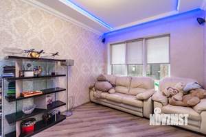 Дом 171м&sup2;, 2-этажный, участок 3 сот.  