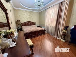 Дом 300м², 3-этажный, участок 3 сот.  