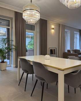 Дом 300м², 2-этажный, участок 5 сот.  