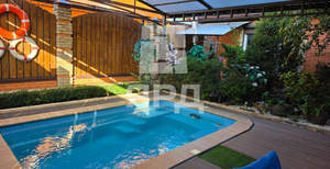 Дом 190м&sup2;, 2-этажный, участок 3 сот.  