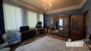 Дом 180м², 2-этажный, участок 9 сот.  
