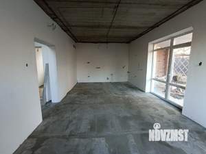 Дом 165м&sup2;, 2-этажный, участок 4 сот.  