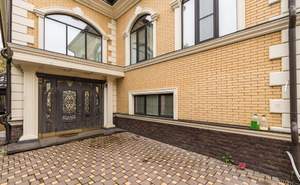 Дом 460м², 2-этажный, участок 6 сот.  