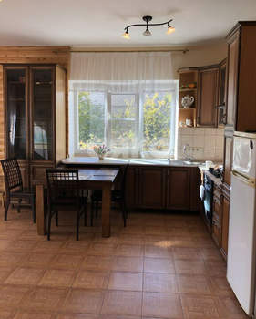 Дом 228м&sup2;, 2-этажный, участок 6 сот.  