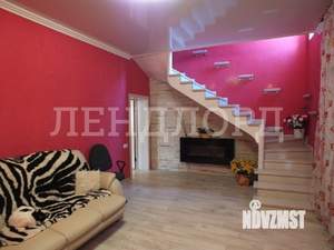 Дом 140м², 2-этажный, участок 3 сот.  