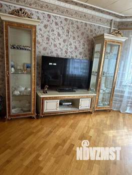 Дом 250м², 2-этажный, участок 6 сот.  