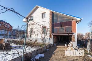 Дом 160м², 2-этажный, участок 10 сот.  