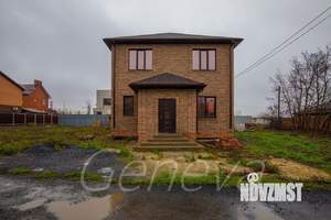 Дом 200м&sup2;, 2-этажный, участок 4 сот.  