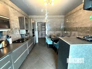 Дом 163м&sup2;, 2-этажный, участок 3 сот.  