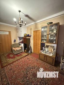 Дом 70м&sup2;, 2-этажный, участок 5 сот.  