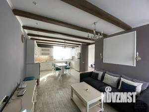 Коттедж 250м², 2-этажный, участок 16 сот.  