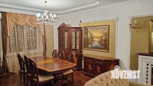 Дом 187м&sup2;, 3-этажный, участок 3 сот.  