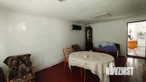 Дом 242м², 3-этажный, участок 8 сот.  