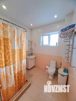 Дом 190м², 2-этажный, участок 4 сот.  