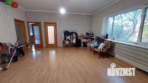 Дом 170м&sup2;, 2-этажный, участок 3 сот.  