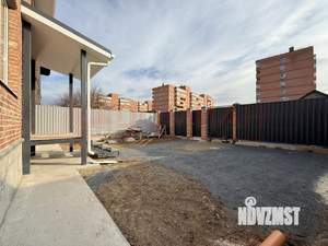 Дом 210м&sup2;, 2-этажный, участок 4 сот.  