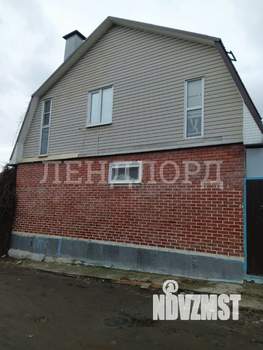 Дом 80м&sup2;, 2-этажный, участок 3 сот.  