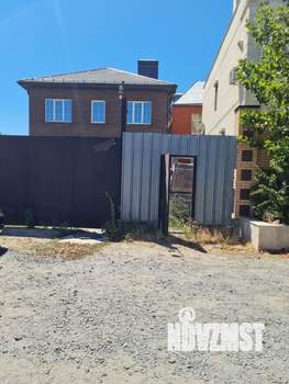 Дом 288м&sup2;, 3-этажный, участок 4 сот.  