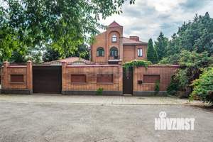 Дом 505м², 3-этажный, участок 9 сот.  