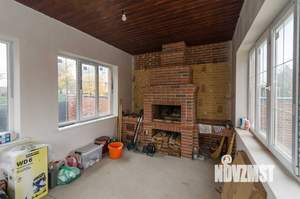 Дом 250м&sup2;, 2-этажный, участок 3 сот.  