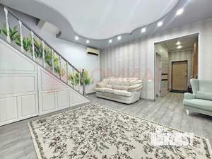 Дом 100м&sup2;, 2-этажный, участок 3 сот.  