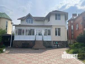 Дом 400м², 2-этажный, участок 10 сот.  