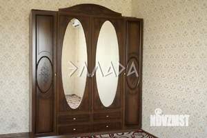 Дом 260м², 3-этажный, участок 6 сот.  