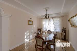 Дом 428м&sup2;, 3-этажный, участок 6 сот.  