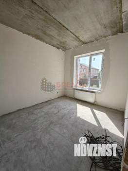 Дом 135м&sup2;, 2-этажный, участок 3 сот.  