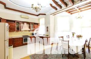 Дом 448м&sup2;, 3-этажный, участок 8 сот.  