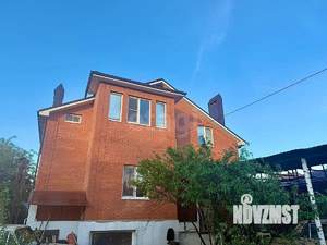 Дом 220м², 2-этажный, участок 5 сот.  