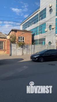 Дом 100м&sup2;, 2-этажный, участок 3 сот.  