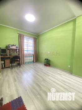 Дом 140м&sup2;, 2-этажный, участок 2 сот.  