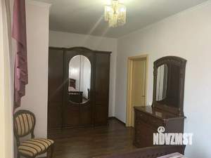 Дом 387м², 2-этажный, участок 5 сот.  