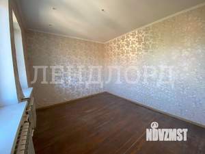 Дом 240м², 3-этажный, участок 6 сот.  