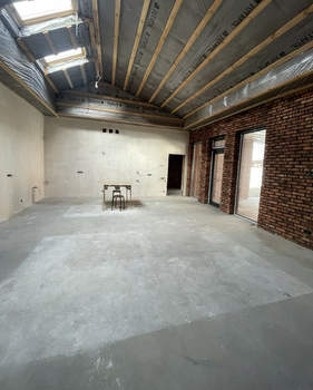 Дом 250м&sup2;, 1-этажный, участок 6 сот.  