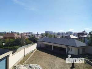 Дом 1000м², 3-этажный, участок 0 сот.  