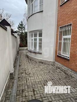 Дом 240м², 2-этажный, участок 4 сот.  