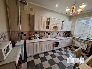 Дом 130м², 2-этажный, участок 3 сот.  