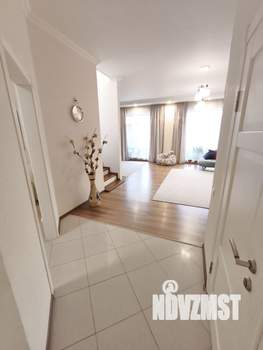 Дом 140м², 2-этажный, участок 4 сот.  