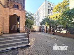 Дом 236м&sup2;, 3-этажный, участок 3 сот.  