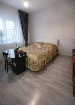 Дом 136м&sup2;, 2-этажный, участок 6 сот.  