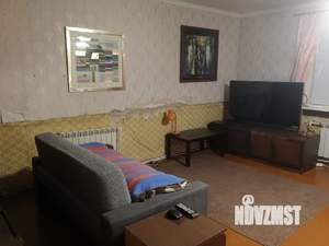 Дом 101м&sup2;, 2-этажный, участок 3 сот.  