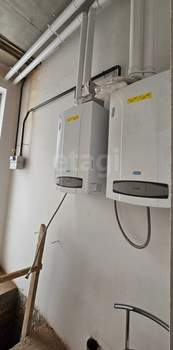 Дом 278м&sup2;, 2-этажный, участок 4 сот.  