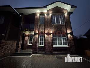 Дом 150м&sup2;, 2-этажный, участок 3 сот.  