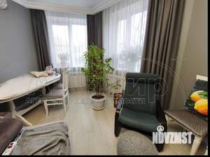 Дом 281м&sup2;, 3-этажный, участок 3 сот.  