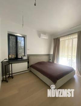 Дом 228м&sup2;, 2-этажный, участок 14 сот.  